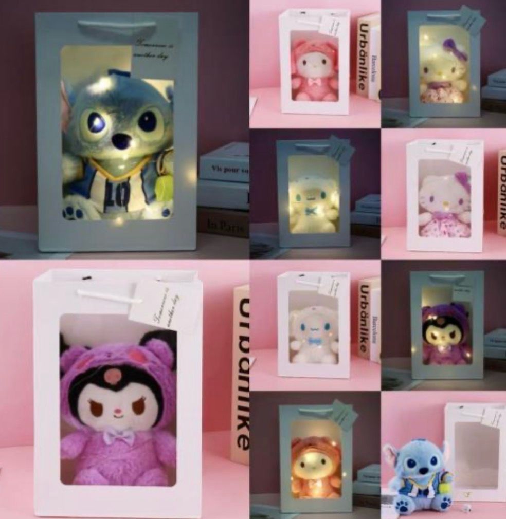 Peluche en bolsa y con Luz led Sanrio y Stitch se envía el modelo al azahar