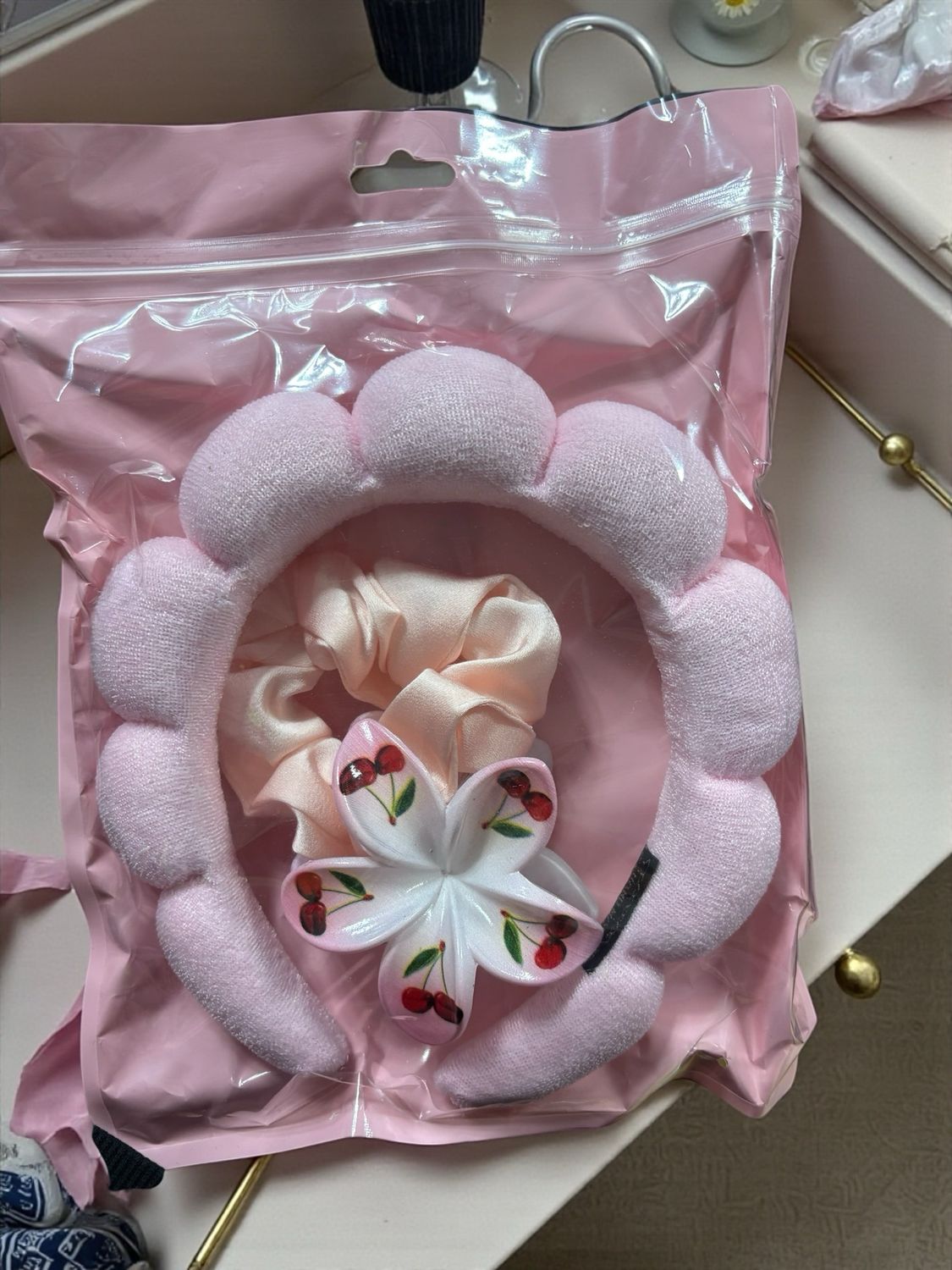 Kit Skincare Diadema, Pinza y Scrunch de l color se envía surtido al azahar