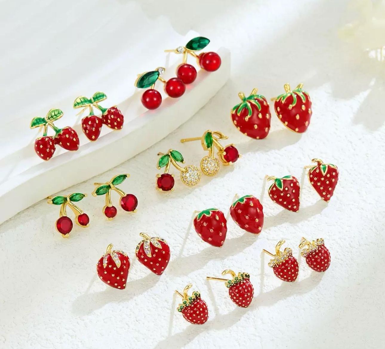 Docena Arete Cereza varios Diseños surtidos