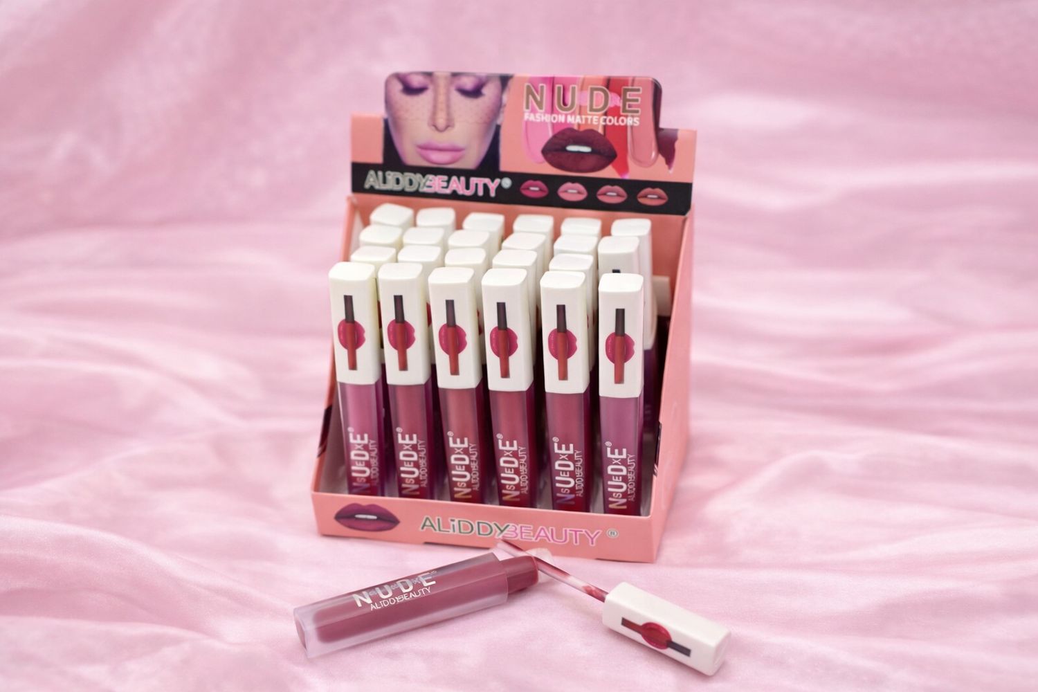 Caja 24 Labial Matte Colores