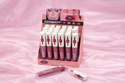 Caja 24 Labial Matte Colores