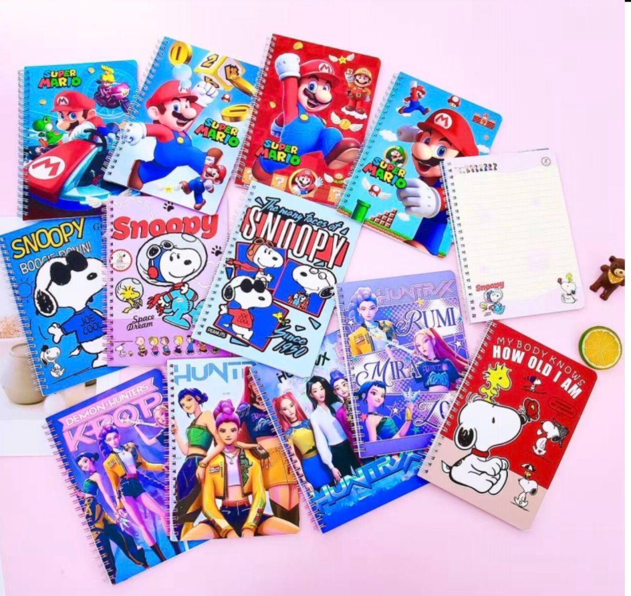 Serie de 6 libretas Rayada personajes 20cm alto