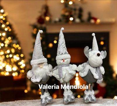 Muñeco Patón Navideño Plata, 3 modelos surtidos