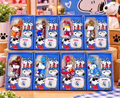 Audífonos Inalámbricos con llavero Snoopy