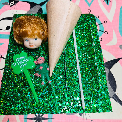 Cone Doll Kit Green Glitter