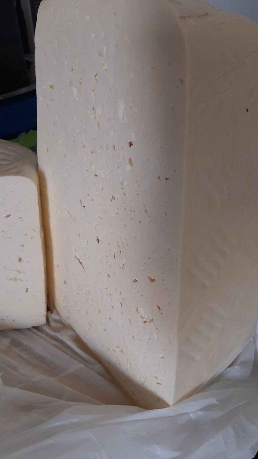 Queso semiduro bajo de sal