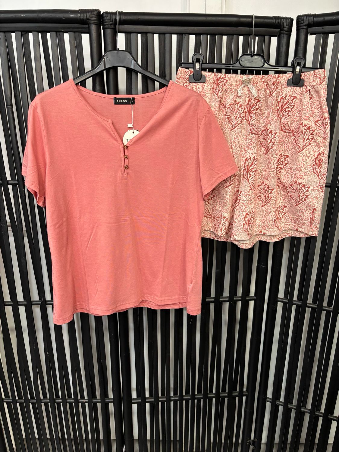Pijama flores salmón