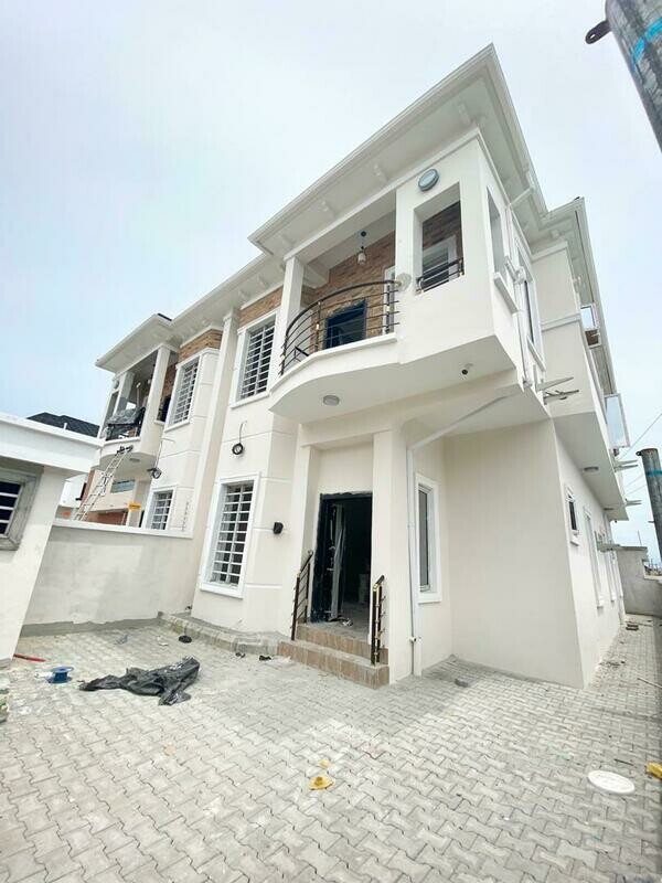4 BEDROOM SEMI-DETACHED DUPLEX (IKOTA LEKKI LAGOS STATES NIGERIA)