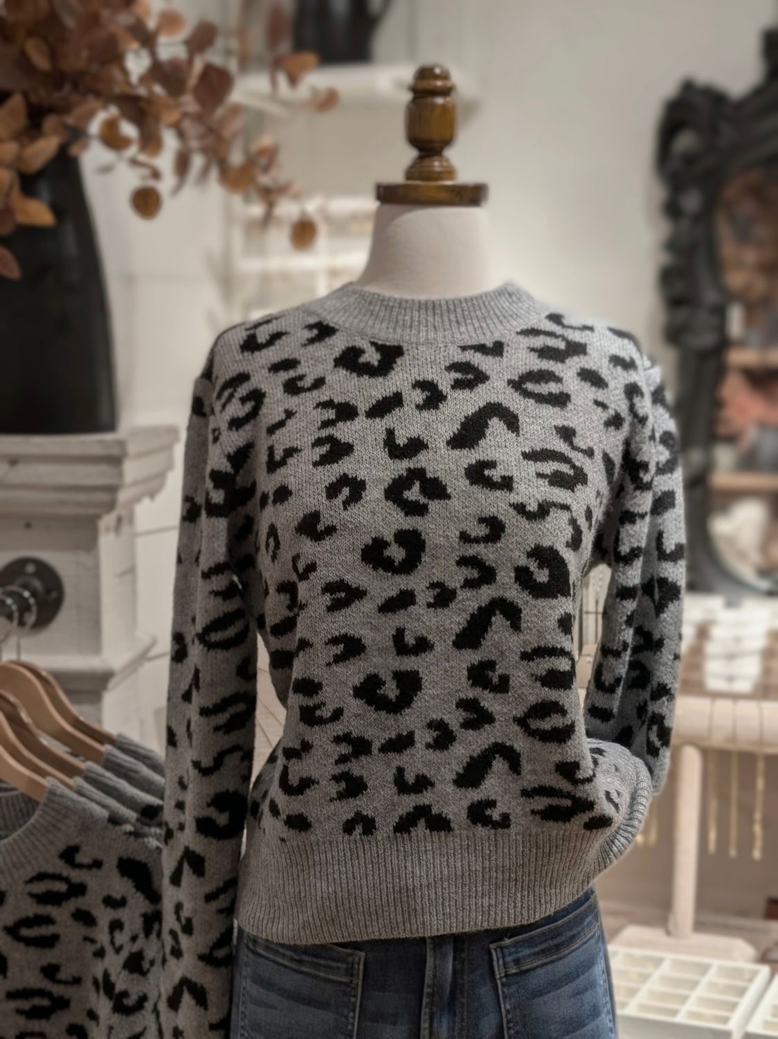 Leopard Crewneck