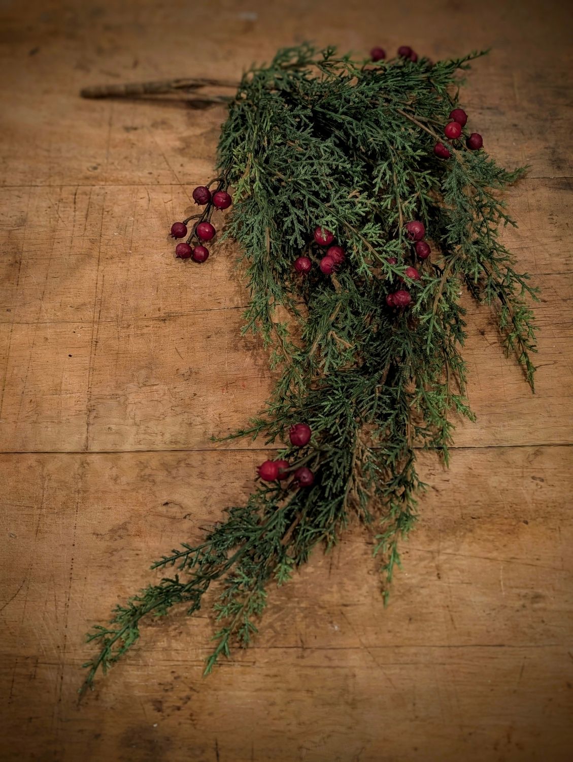 27&quot; Red Berry &amp; Cedar Hanging Bush 27&quot;