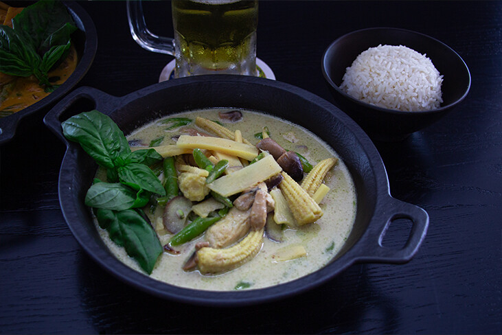 Green Chicken Curry