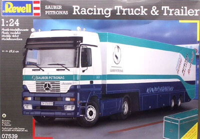 1:24 Scale Sauber Petronas Racing Truck &amp; Trailer #07539