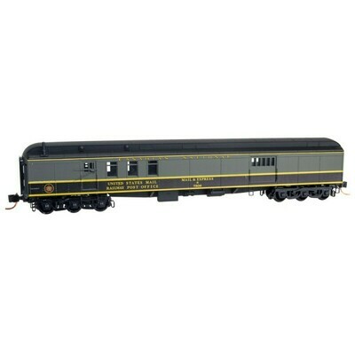 N Scale 70&#39; Heavyweight Mail Baggage Car - Canadian National #7806