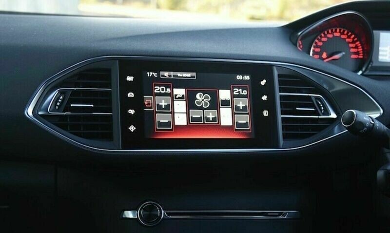 Peugeot 308 replacement touchscreen 2013-2017 includes fitting GRADE B ** fully working some cosmectic imperfections