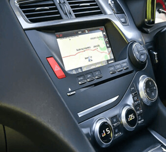 Citroen DS5 touchscreen repair while you wait or via post 	9812771880