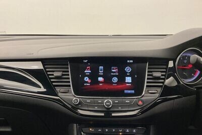 Vauxhall Astra touchscreen repair while you wait or via post 39042448