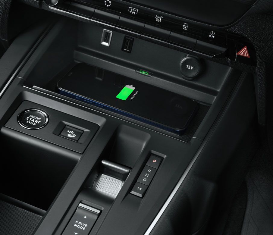 Citroen C4 wireless charging pad remote activation service 2022-2025