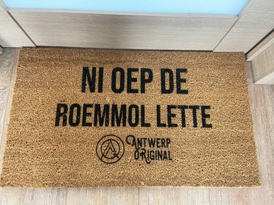 DEURMAT - Ni Oep De Roemmol Lette