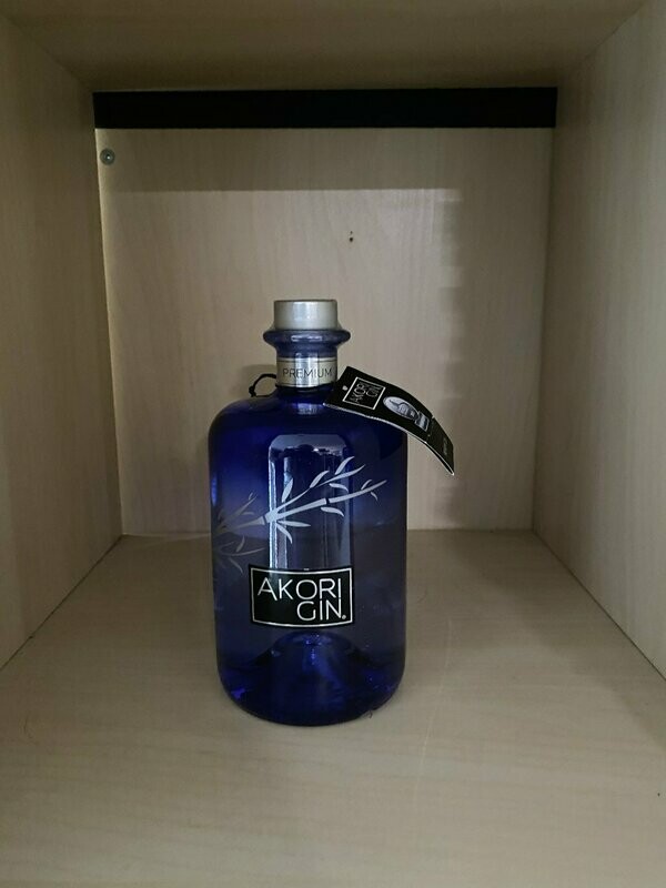 Akori Gin