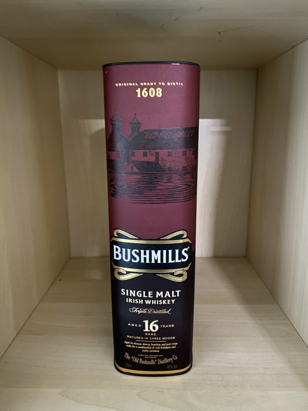 Bushmills 16 y Three Wood