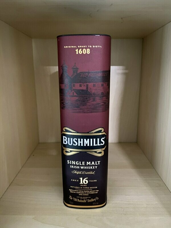 Bushmills 16 y Three Wood