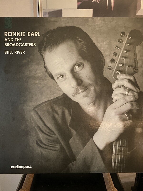 Ronnie Earl And The Broadcasters
Still River