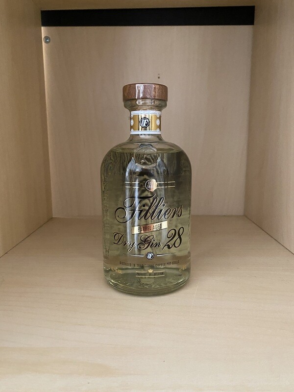Filliers Dry Gin 28