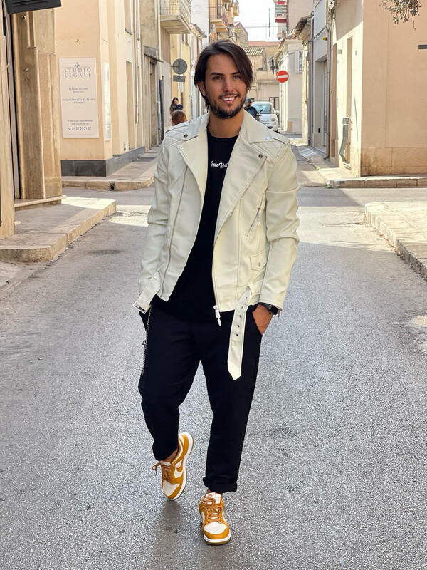 Chiodo in pelle