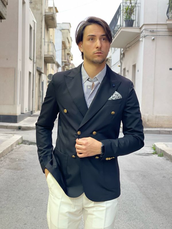 Giacca doppio petto con bottoni oro
