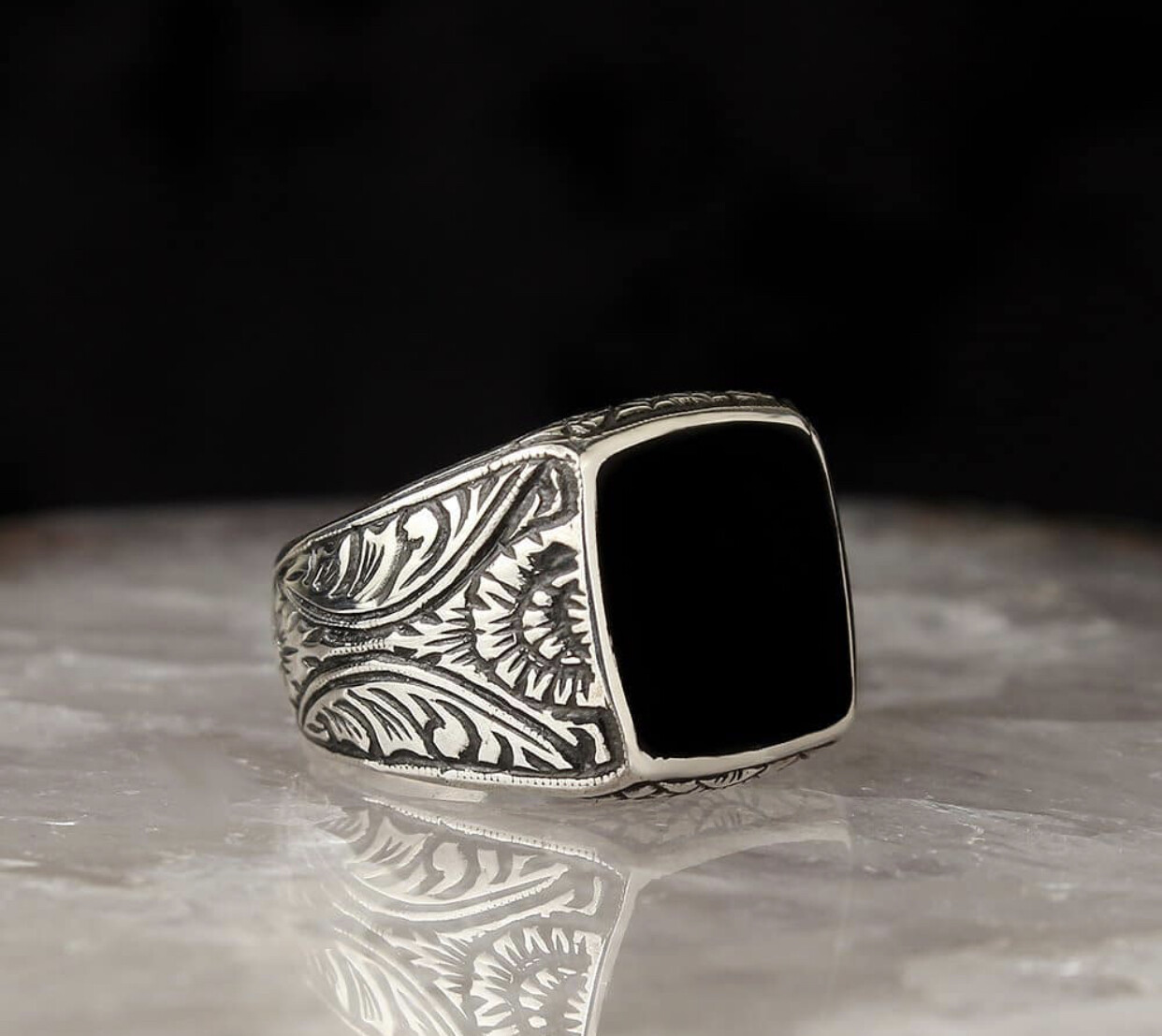 Hand Made pure 925 Silver Sterling Ring with Onyx Stone