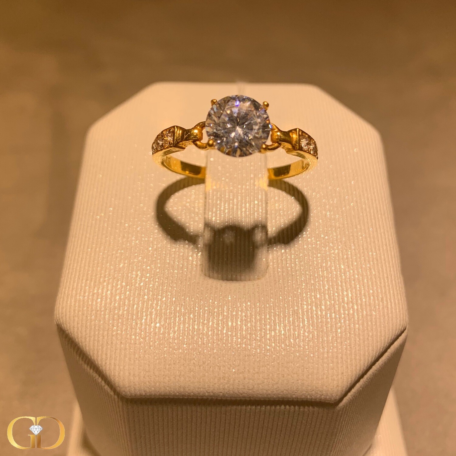 916 GOLD ZIRCONIA RING