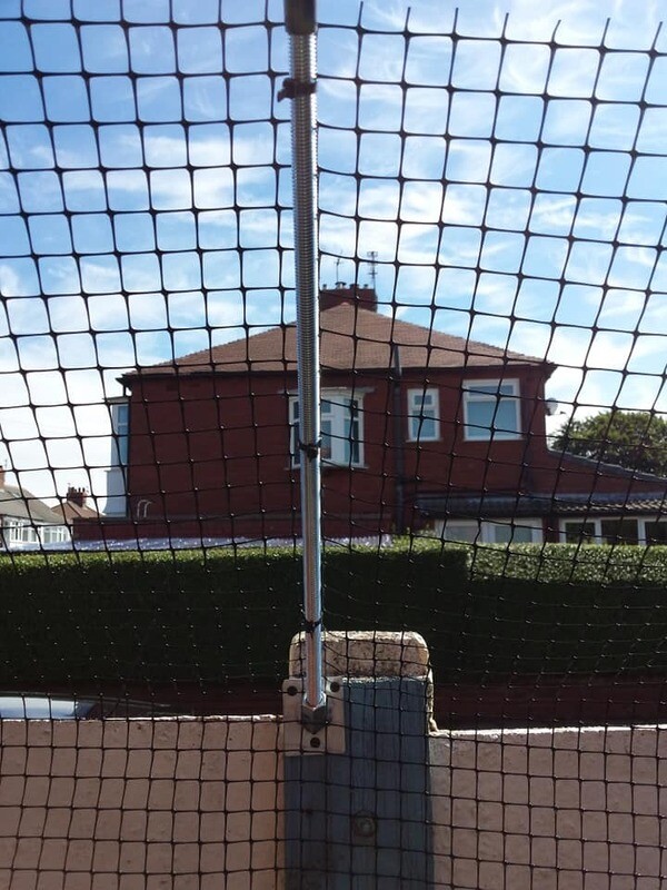 Single fence bracket