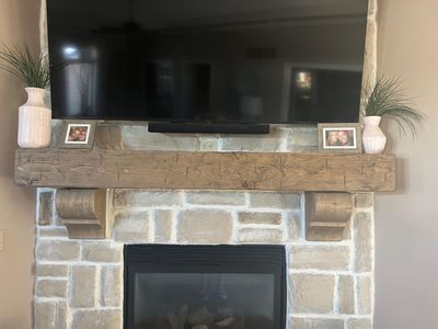 Hand-Hewn Fireplace Mantel – 8 inches x 10 inches Hand-Hewn Fireplace Mantel – 8 inches x 10 inches