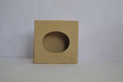 Brown oval window box(8cm*8 cm*3 cm)(SP10)