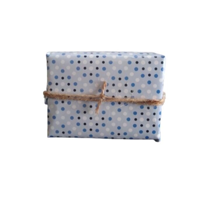 Designed color box with string (9 cm * 6.5 cm* 3 cm) (SP19), Pieces: 5 Piece