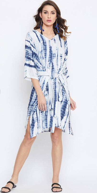 LAKLUUM Women White &amp; Blue Tie &amp; Dyed Cover-Up Kaftan MYN-PB