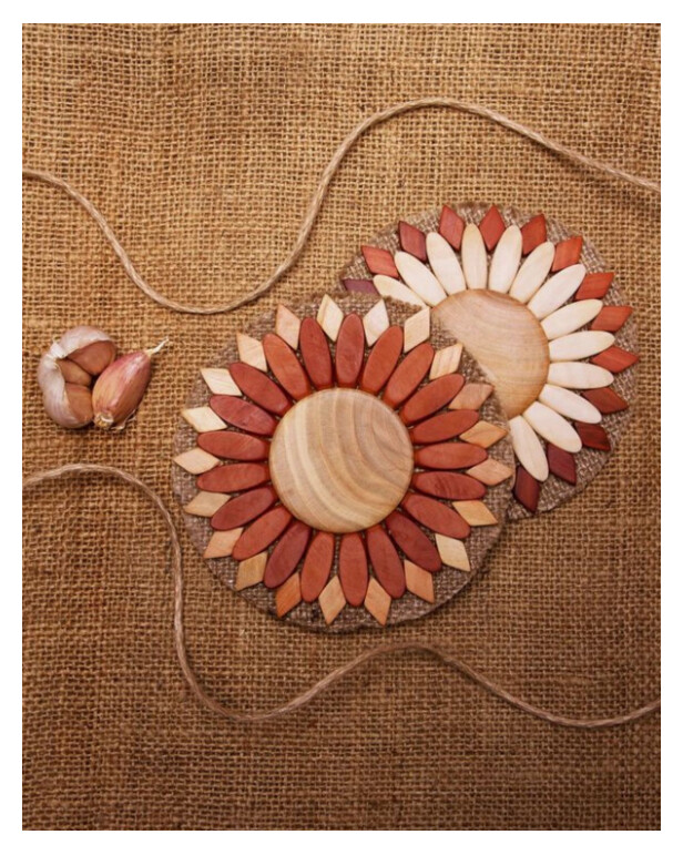 Handmade wooden coaster for hot dishes
MH-PE