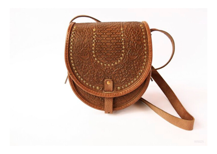 Purse with long strap is made of natural leather MH-AO