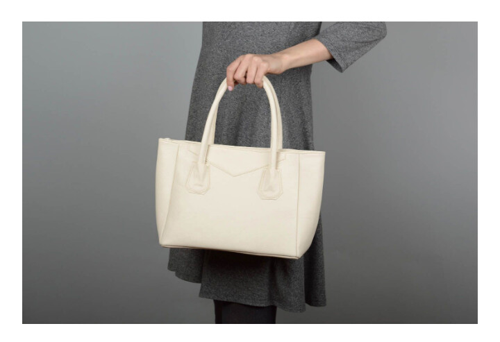 Shoulder bag handmade leather large ladys bag casual style white nice gift
MH-OT