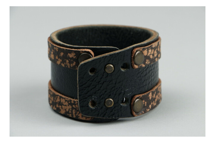 Leather bracelet with metal buckle MH-RI