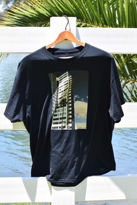 LB ICON-ANOTHER GALAXY Short Sleeve Crew Neck Graphic Tee Black