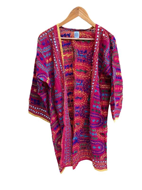 Kimono bordado midi