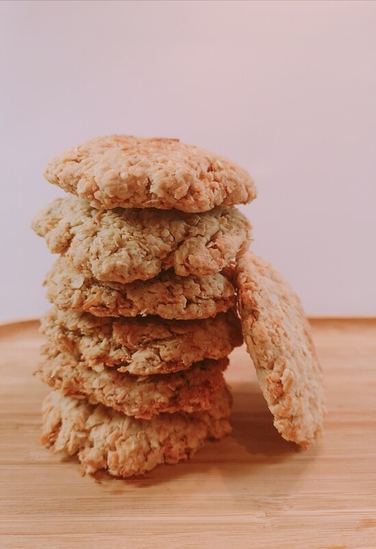 Vegan coconut-cinnamon oatmeal cookies. GLUTEN FREE available.