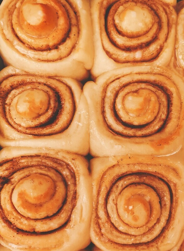 Vegan cinnamon buns (pack of 4 and 6)