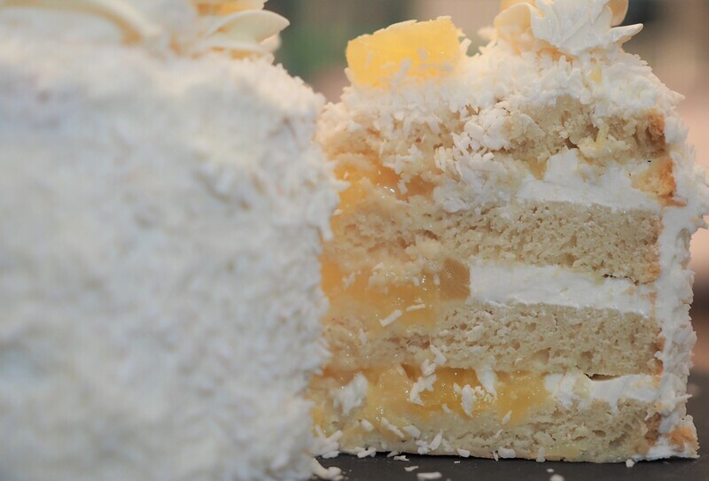 Vegan Piña Colada cake