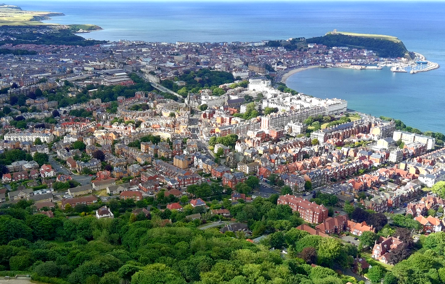 FROM STATION TO SEAFRONT / For Scarborough Spa Express Passengers / 15th July 1pm - 2pm