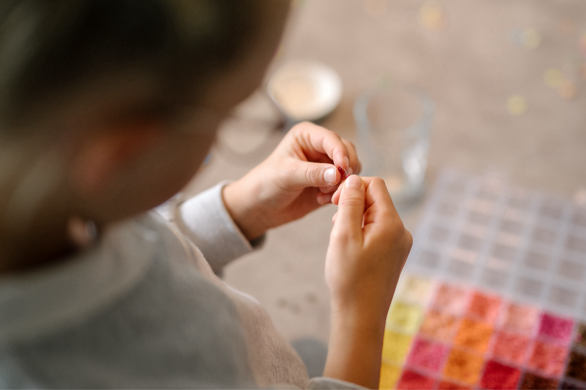 Sommerferien Special -Kinder Keramik Malerei +Armband Workshop - Mi. 26.08.2026