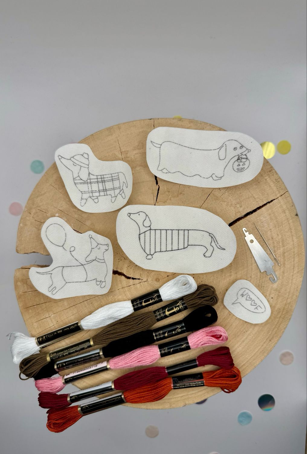 Stickmotive „Dackelglück“ Stickmotive „Dackelglück“