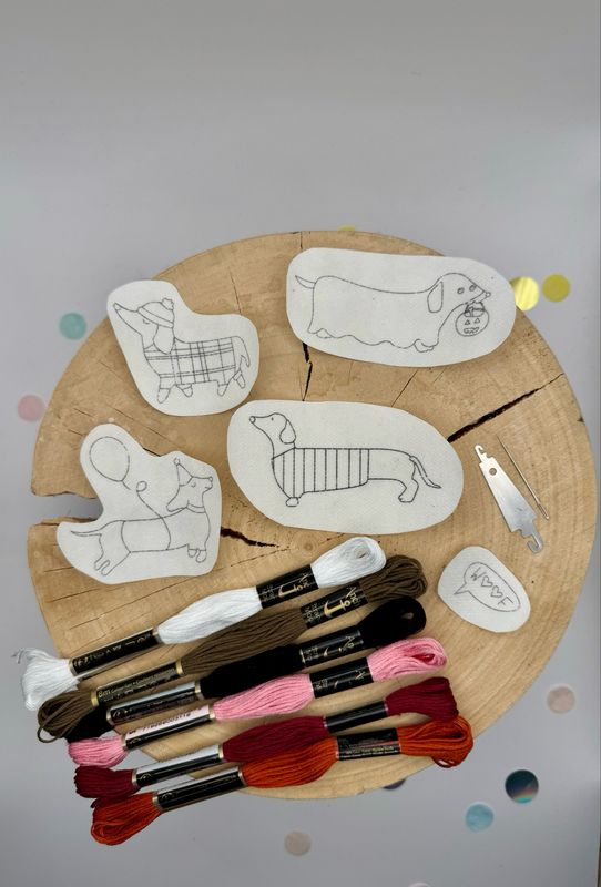 Stickmotive „Dackelglück“ Stickmotive „Dackelglück“