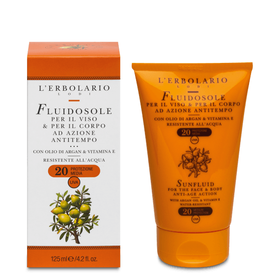 FluidoSole Viso e Corpo Anti-tempo SPF 20
Crema solare fluida per viso e corpo a protezione media con olio di Argan e Vitamina E